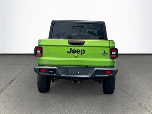 2025 Jeep Gladiator Willys