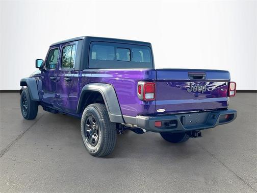 2026 Jeep Gladiator Sport