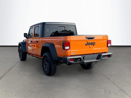2025 Jeep Gladiator Sport S