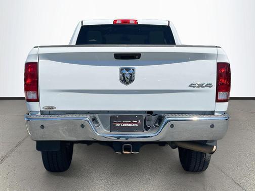 2017 RAM 2500 Tradesman Crew Cab 4x4 6'4' Box