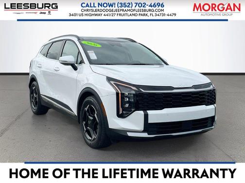 Glacial White Pearl 2026 Kia Sportage EX