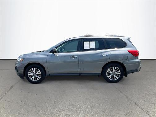 2020 Nissan Pathfinder S 2WD