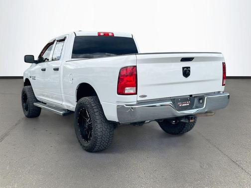 Bright White Clearcoat 2017 RAM 1500 Tradesman