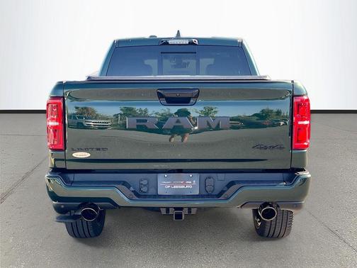 Serrano Green Metallic 2026 RAM 1500 Limited
