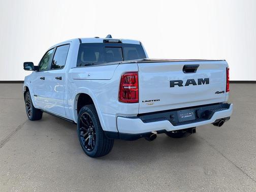 Ivory White Tri-Coat Pearlcoat 2026 RAM 1500 Limited