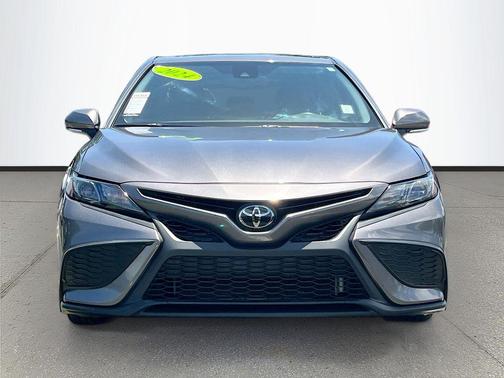 Predawn Gray Mica 2024 Toyota Camry SE