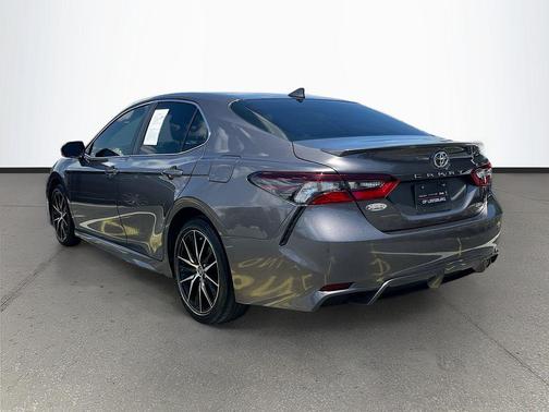 Predawn Gray Mica 2024 Toyota Camry SE