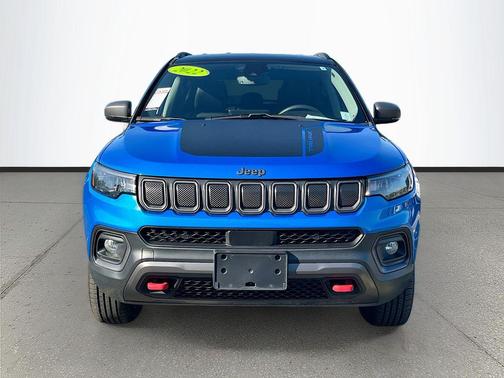 Laser Blue Pearlcoat 2022 Jeep Compass Trailhawk