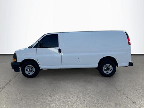 2017 GMC Savana 2500 Work Van