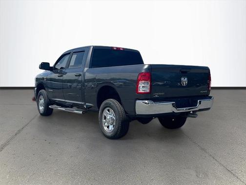 2020 RAM 2500 Big Horn Crew Cab 4X4 6'4' Box