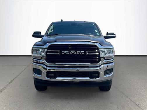 2020 RAM 2500 Big Horn Crew Cab 4X4 6'4' Box