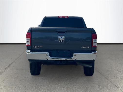2020 RAM 2500 Big Horn Crew Cab 4X4 6'4' Box