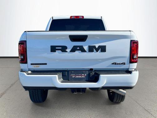 2025 RAM 2500 Big Horn Crew Cab 4x4 6'4' Box