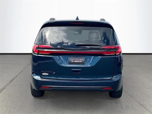 2021 Chrysler Pacifica Touring