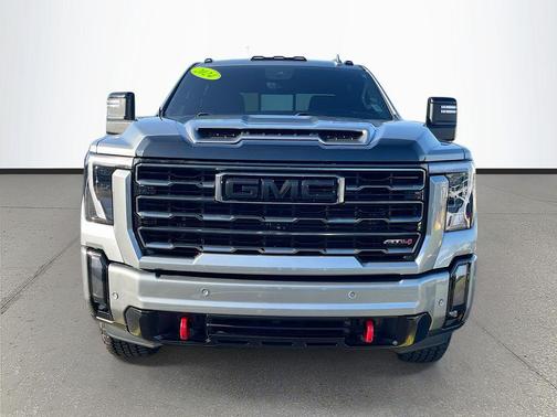 Sterling Metallic 2024 GMC Sierra 2500 AT4