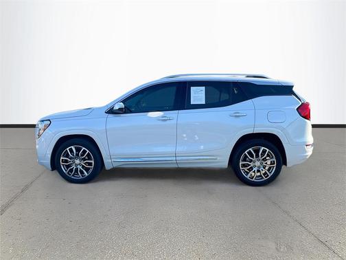 2023 GMC Terrain Denali