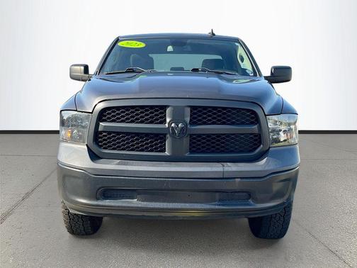 Granite Crystal Metallic Clearcoat 2023 RAM 1500 Tradesman