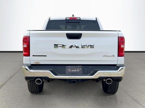 Bright White Clearcoat 2026 RAM 1500 Big Horn/Lone Star