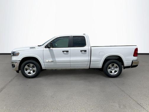 Bright White Clearcoat 2026 RAM 1500 Big Horn/Lone Star