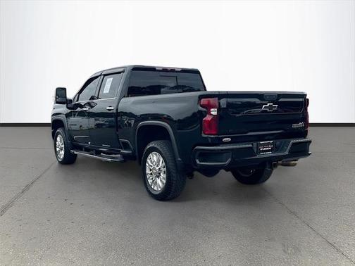 2022 Chevrolet Silverado 2500 High Country