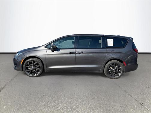 2019 Chrysler Pacifica Touring Plus