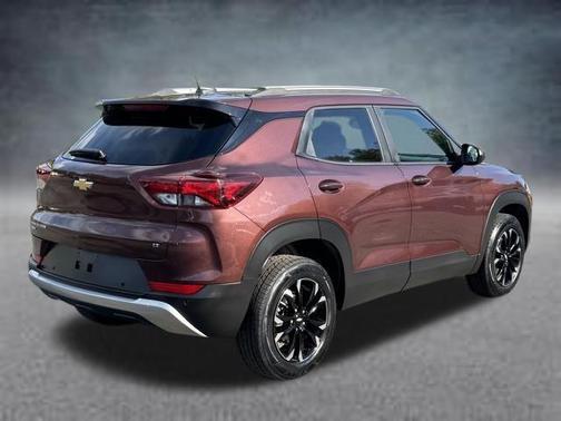 Mahogany Red Metallic 2023 Chevrolet Trailblazer LT