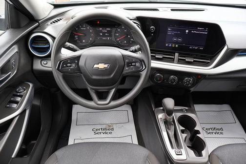 Summit White 2025 Chevrolet Trax LS