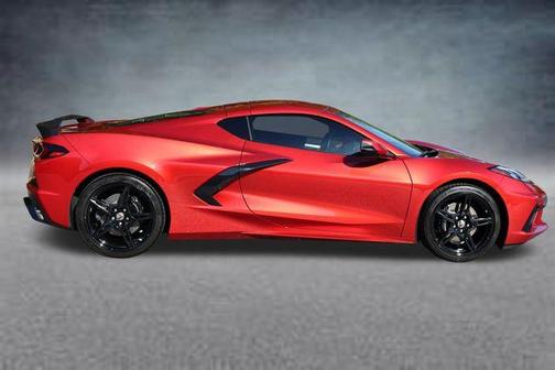 Red Mist Metallic Tintcoat 2022 Chevrolet Corvette Stingray w/2LT