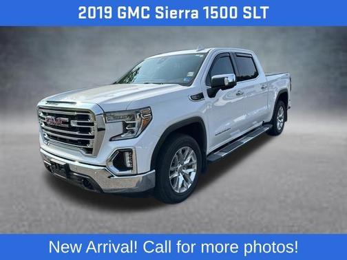 Summit White 2019 GMC Sierra 1500 SLT