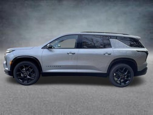 Sterling Gray Metallic 2026 Chevrolet Traverse RS