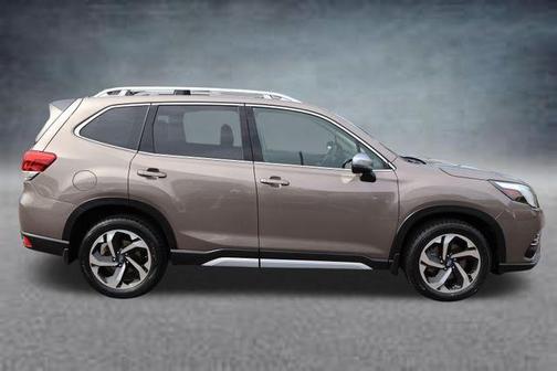 Brilliant Bronze Metallic 2024 Subaru Forester Touring