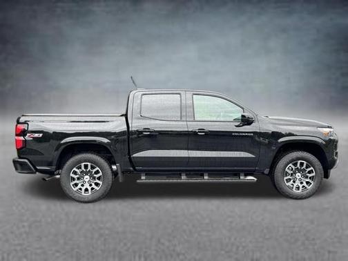 Black 2026 Chevrolet Colorado Z71