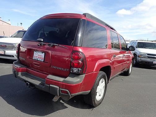 Photo 2 of 13 of 2003 Chevrolet TrailBlazer EXT LT