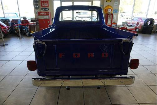1961 Ford F100 Base