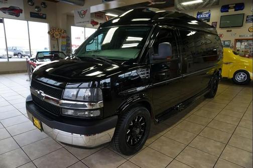 2012 Chevrolet Express 2500 Explorer Conversion - 9 PASSENGER!!!