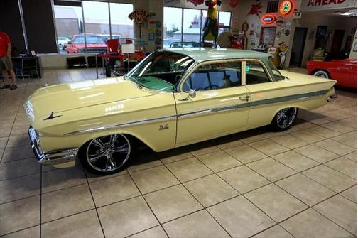 1961 Chevrolet Impala Base