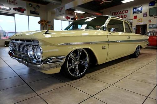1961 Chevrolet Impala Base