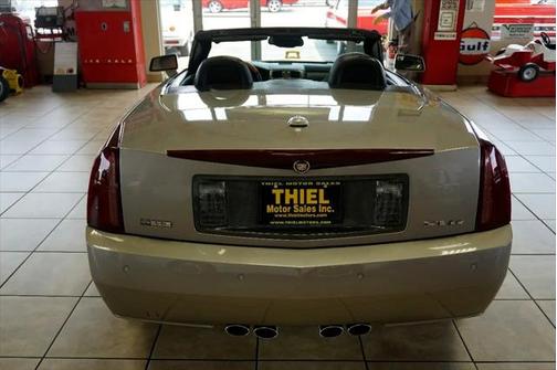 2004 Cadillac XLR Base