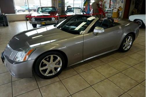 2004 Cadillac XLR Base