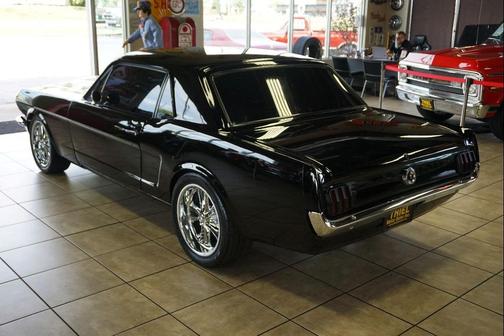 1965 Ford Mustang Base