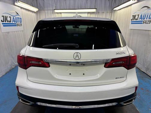 2017 Acura MDX 3.5L w/Technology Package