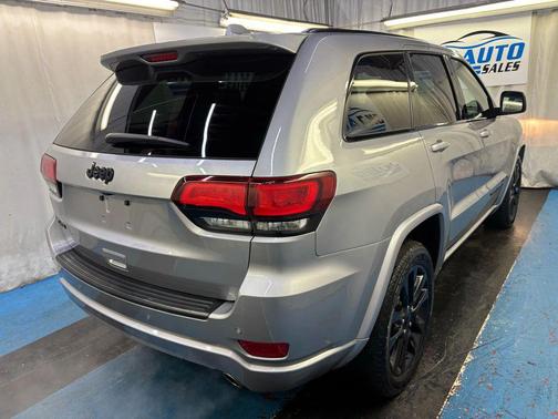 2019 Jeep Grand Cherokee Altitude