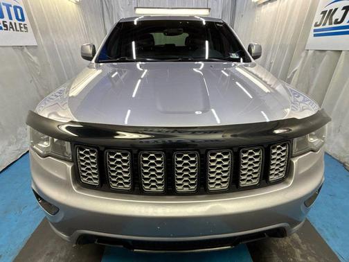 2017 Jeep Grand Cherokee Altitude