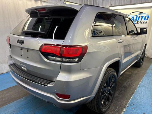 2017 Jeep Grand Cherokee Altitude