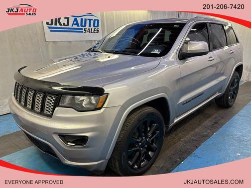 2017 Jeep Grand Cherokee Altitude