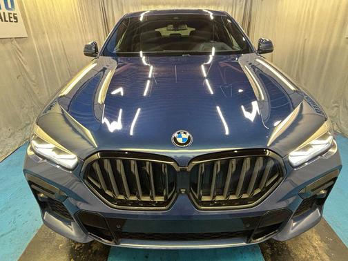 2023 BMW X6 xDrive40i