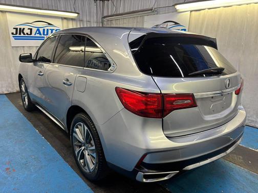 Lunar Silver Metallic 2017 Acura MDX 3.5L w/Technology Package