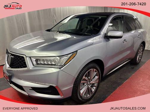 Lunar Silver Metallic 2017 Acura MDX 3.5L w/Technology Package