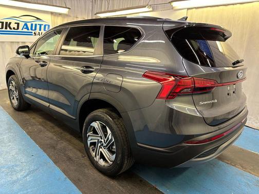 2021 Hyundai SANTA FE SE