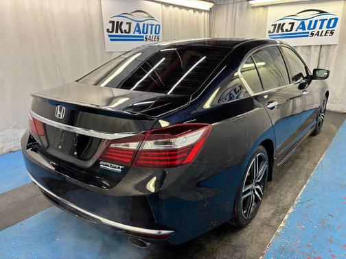 2017 Honda Accord Sport SE